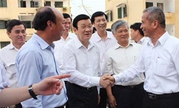 Staatspräsident Truong Tan Sang besucht die Provinz Quang Ninh